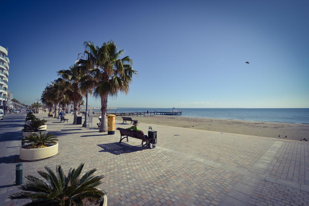 Krasas Beach Apartment Rentals Larnaca Chambre photo