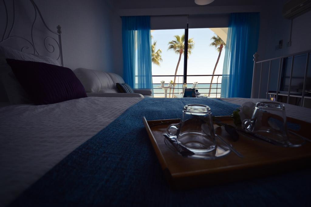 Krasas Beach Apartment Rentals Larnaca Chambre photo
